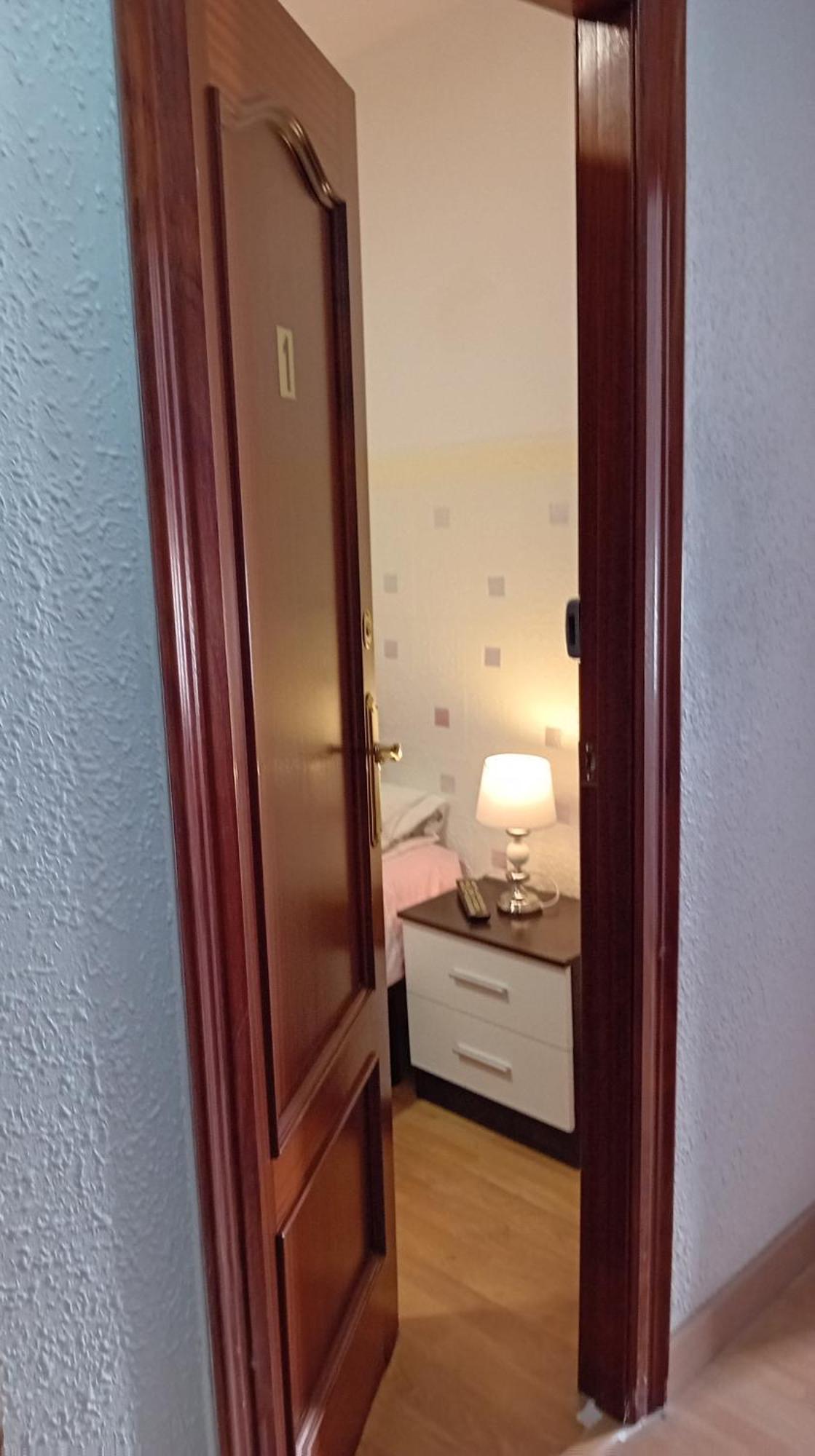 Apartamento Compartido Excelente Ubicacion إل برات ذي يوبريغات المظهر الخارجي الصورة
