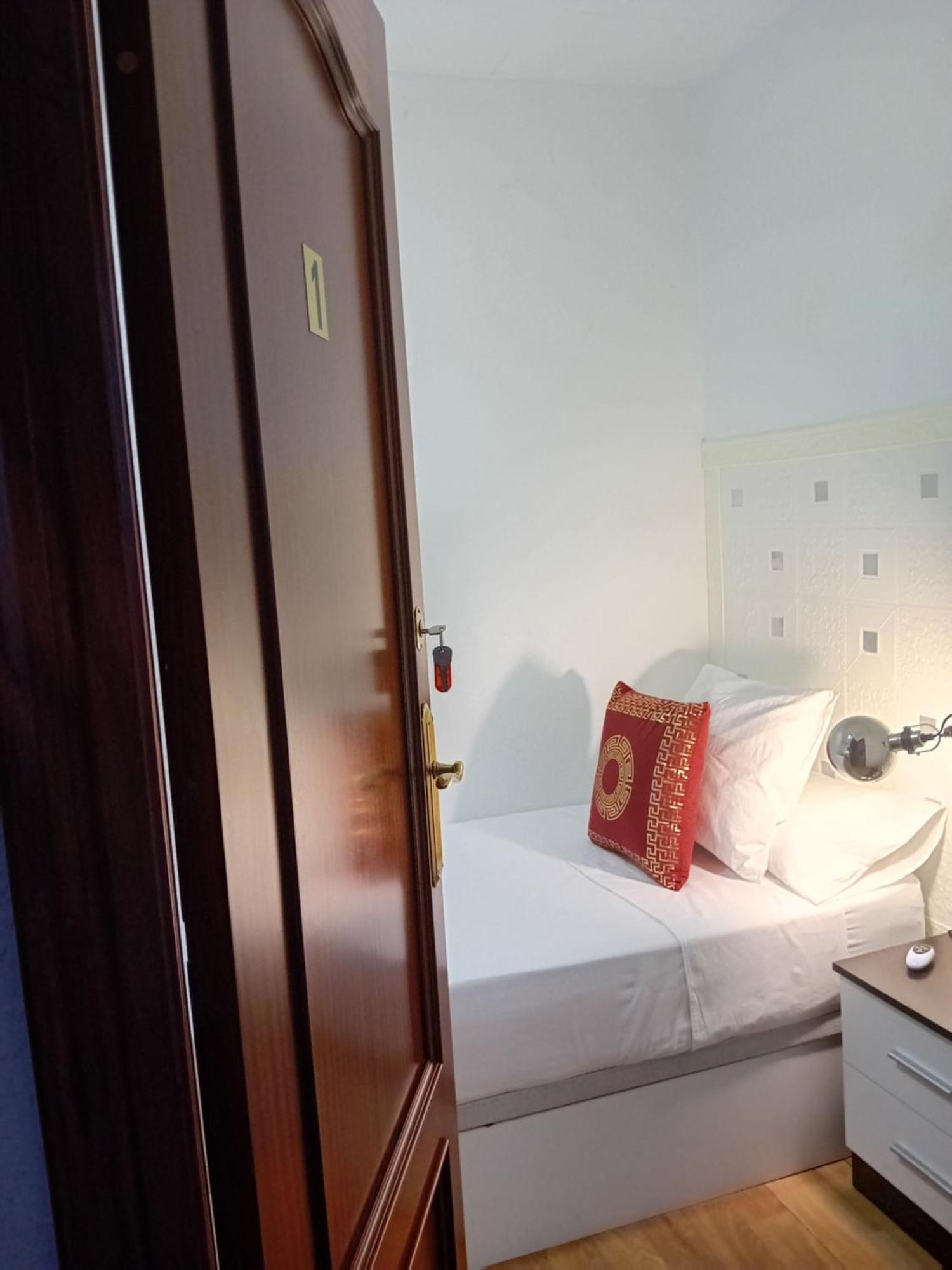 Apartamento Compartido Excelente Ubicacion إل برات ذي يوبريغات المظهر الخارجي الصورة