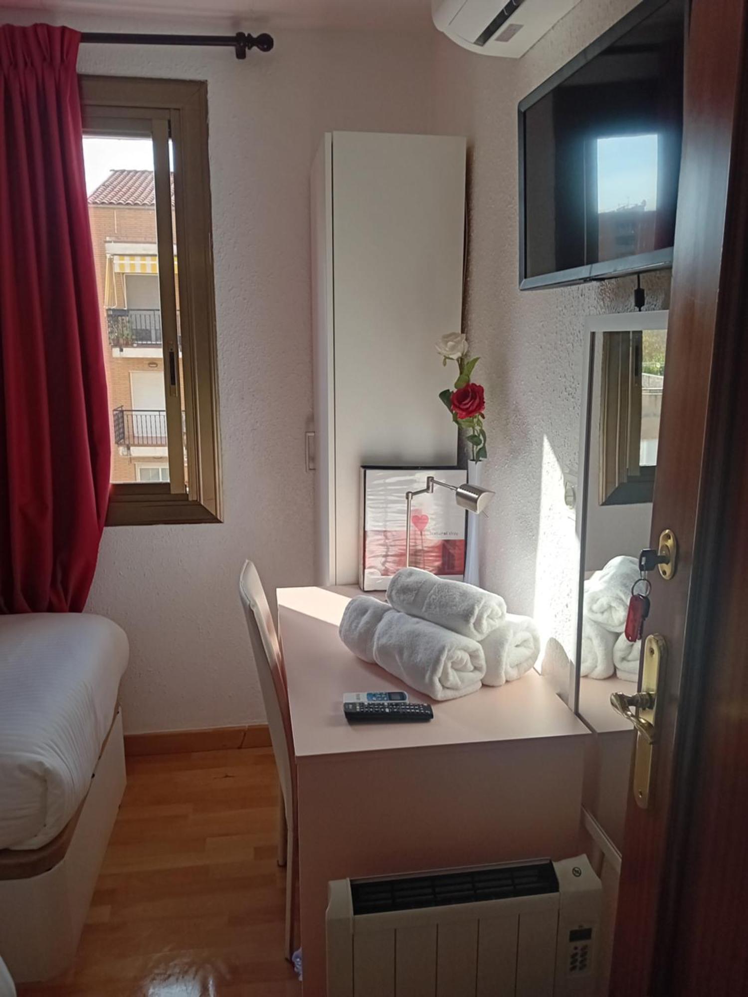 Apartamento Compartido Excelente Ubicacion إل برات ذي يوبريغات المظهر الخارجي الصورة